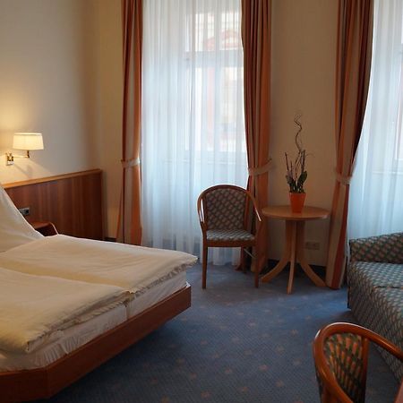 Hotel Goldener Loewe Waldheim Номер фото