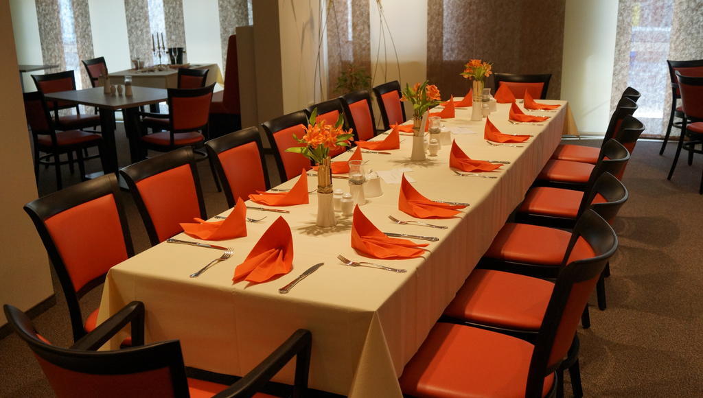 Hotel Goldener Loewe Waldheim Екстер'єр фото